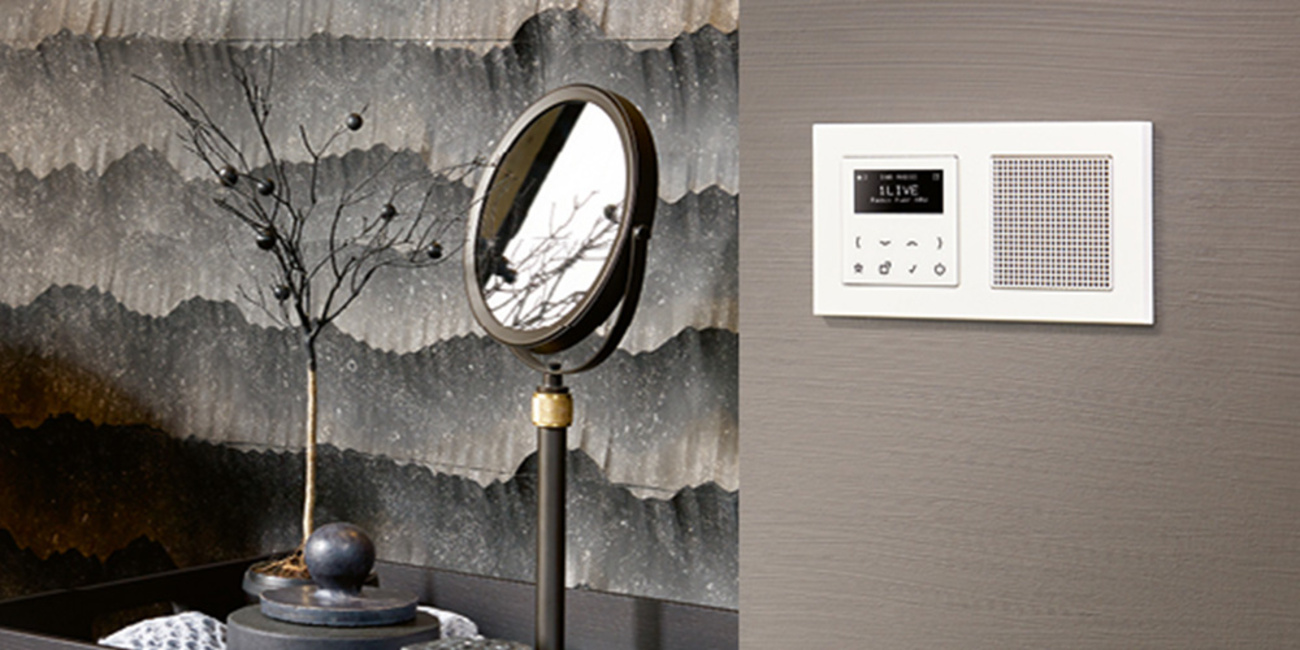 JUNG Smart Radio DAB+ bei Elektro-Hausmann GmbH & Co. KG in Leinefelde-Worbis
