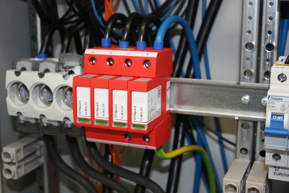 U berspannungsschutz bei Elektro-Hausmann GmbH & Co. KG in Leinefelde-Worbis